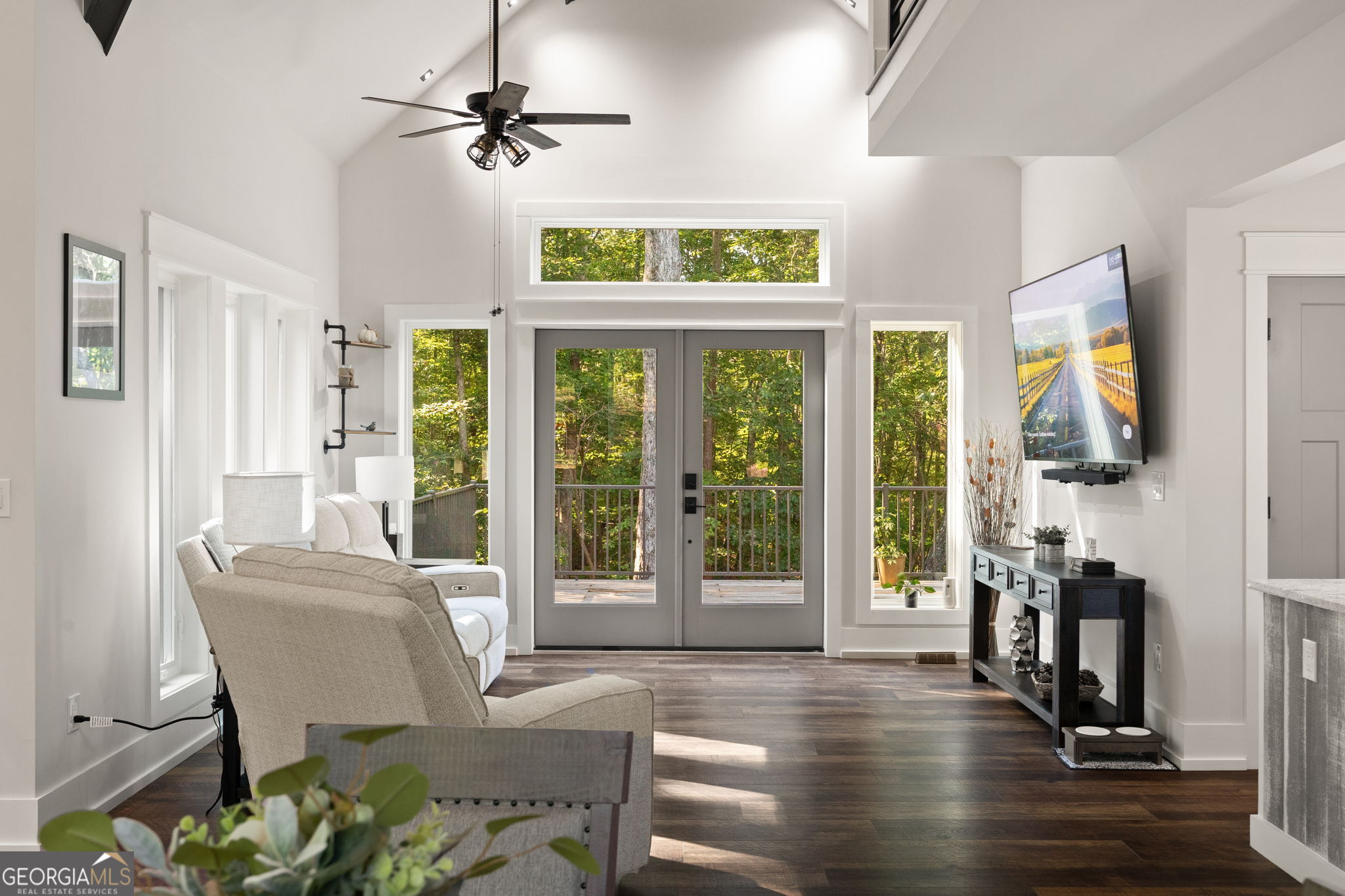 130 Country Hills Road