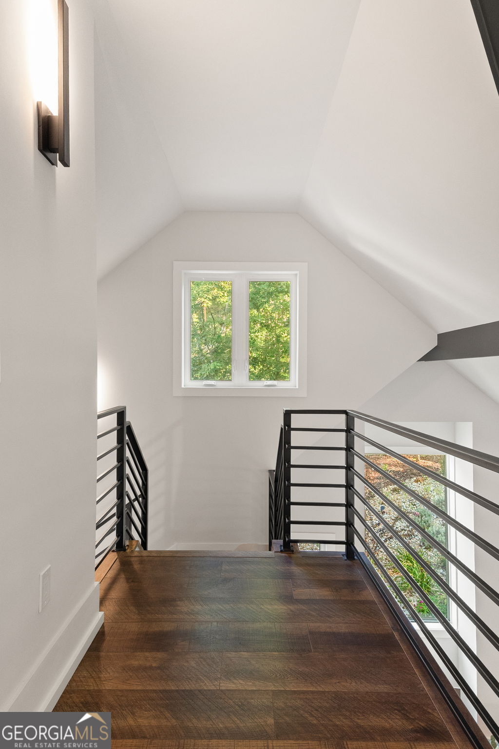 130 Country Hills Road