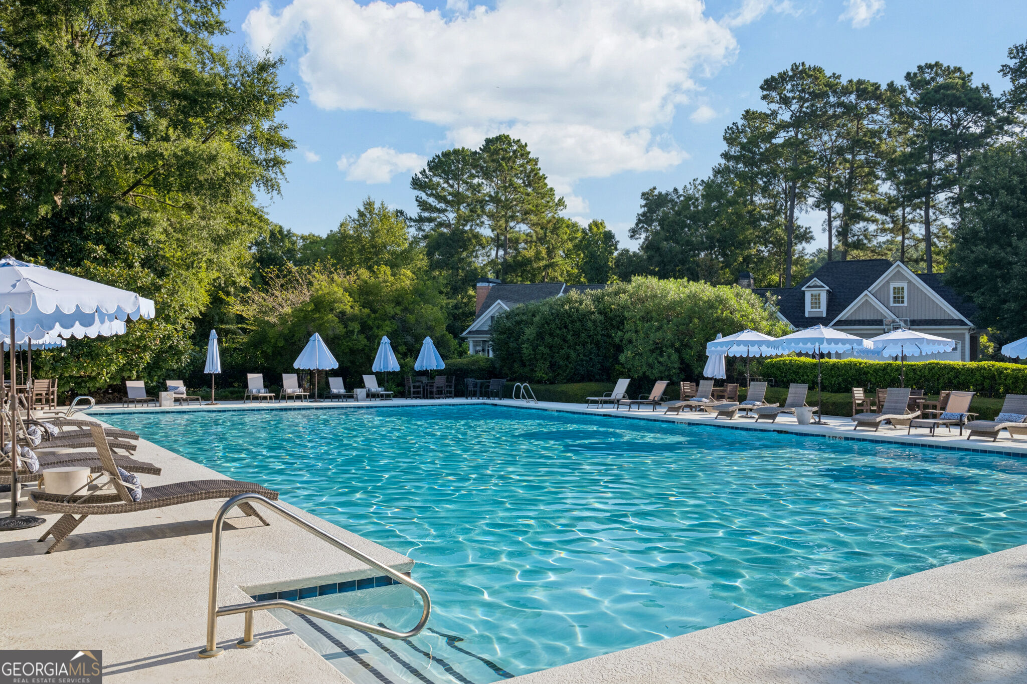 1581 Lighthouse Circle