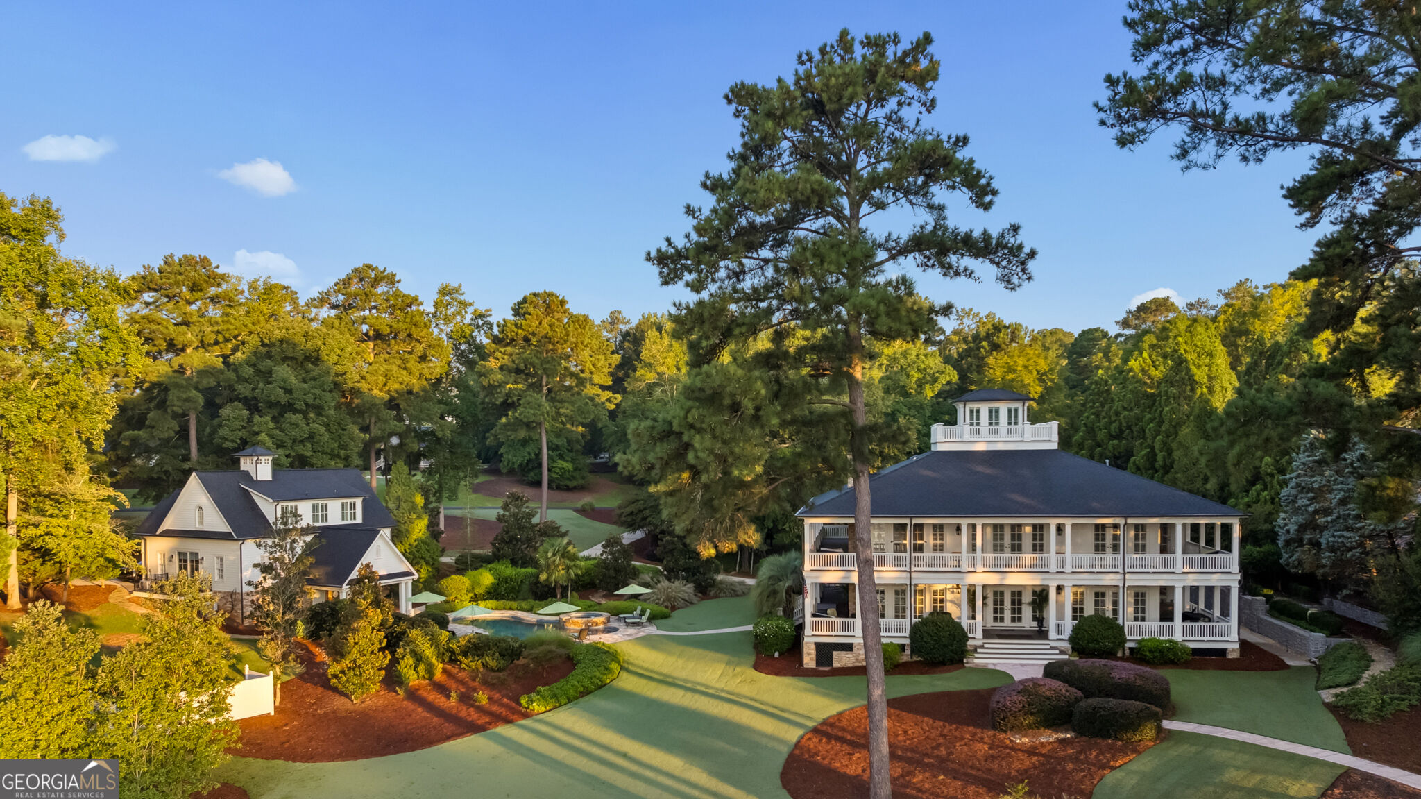 1581 Lighthouse Circle