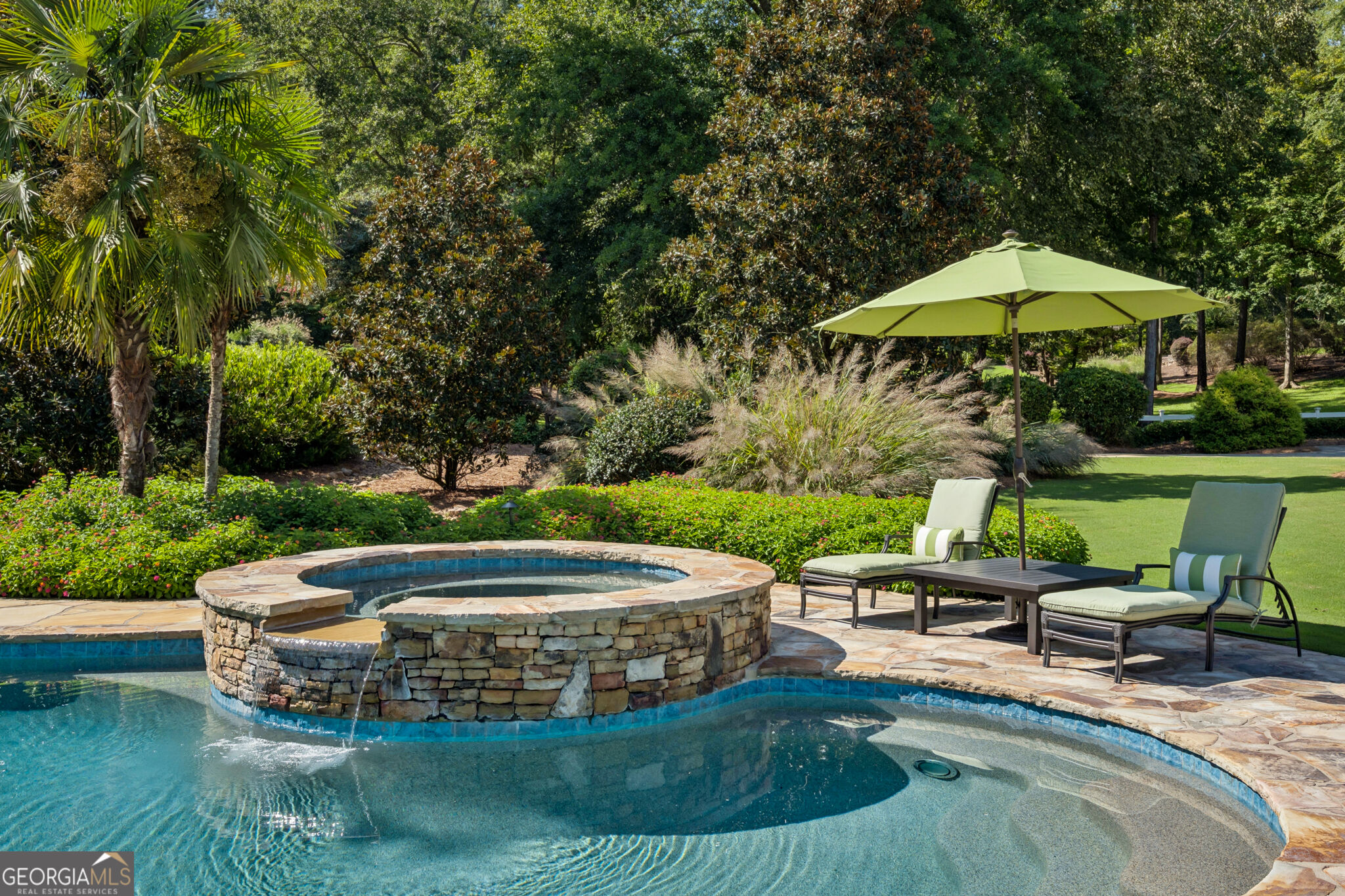 1581 Lighthouse Circle