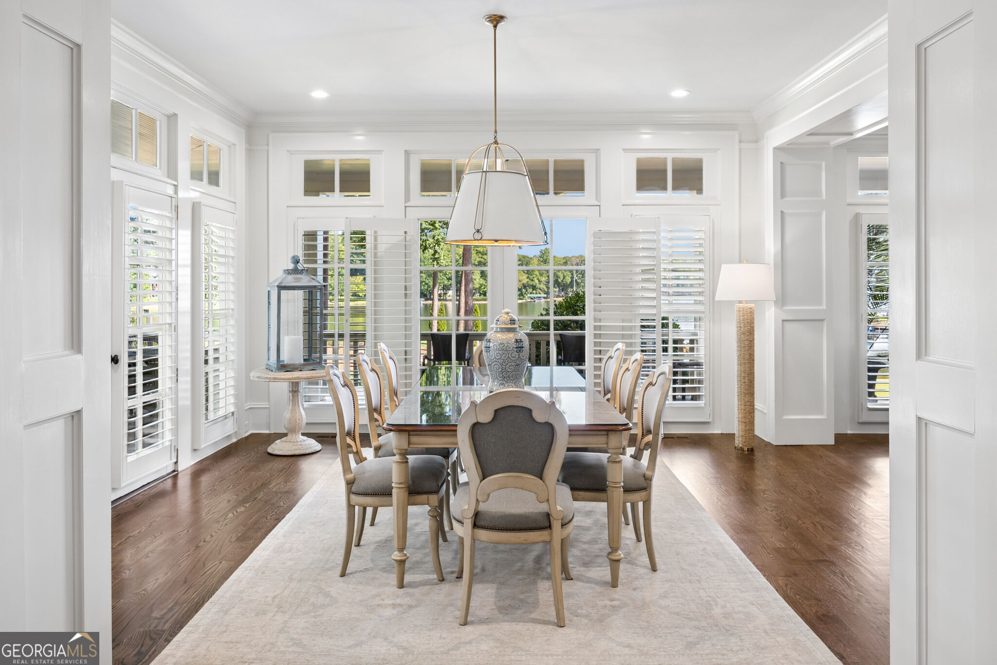 1581 Lighthouse Circle
