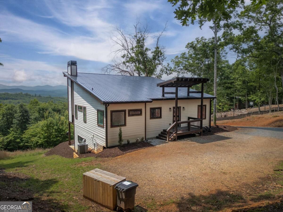 310 Wunder Bear Ridge Road