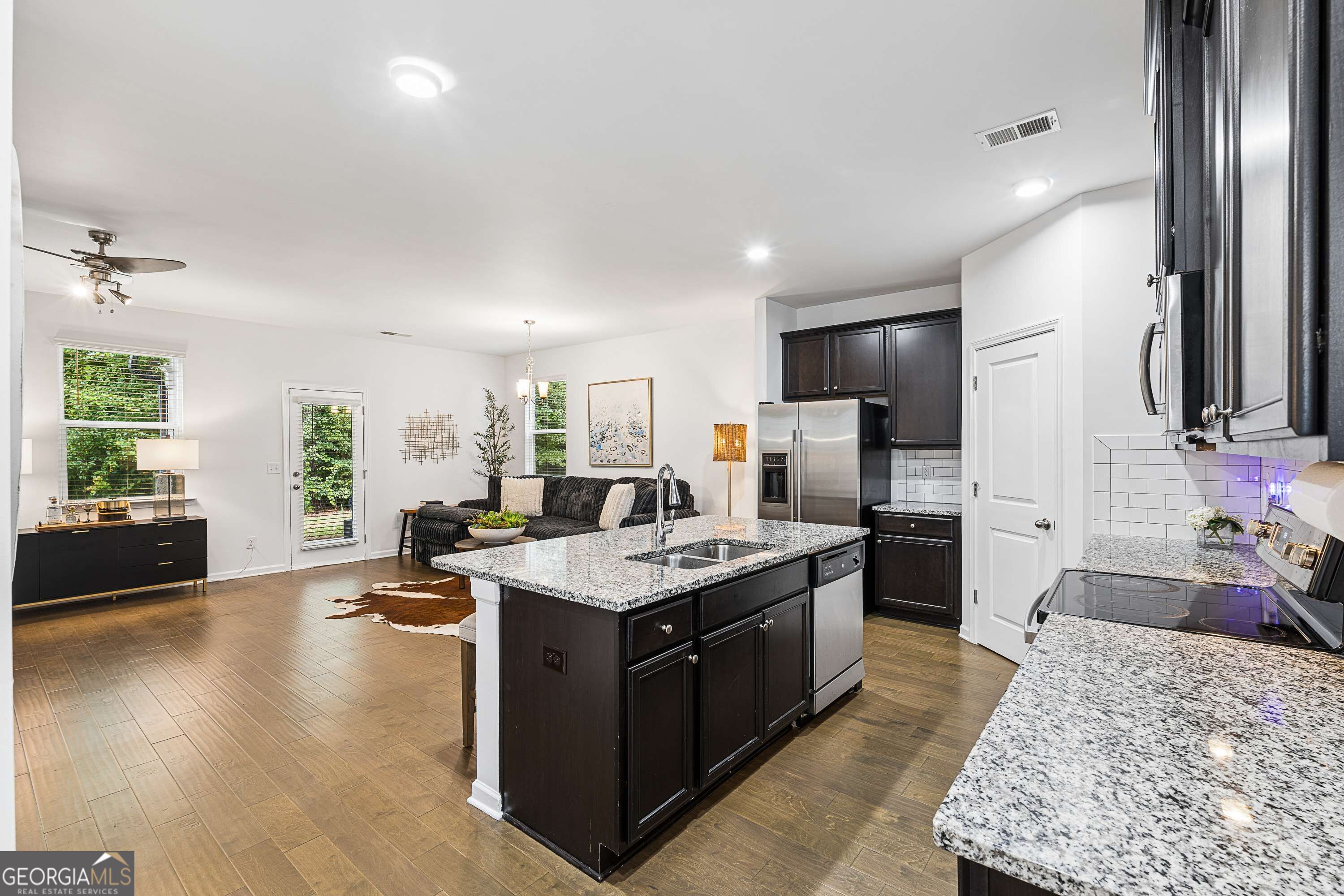4446 Richmond Court