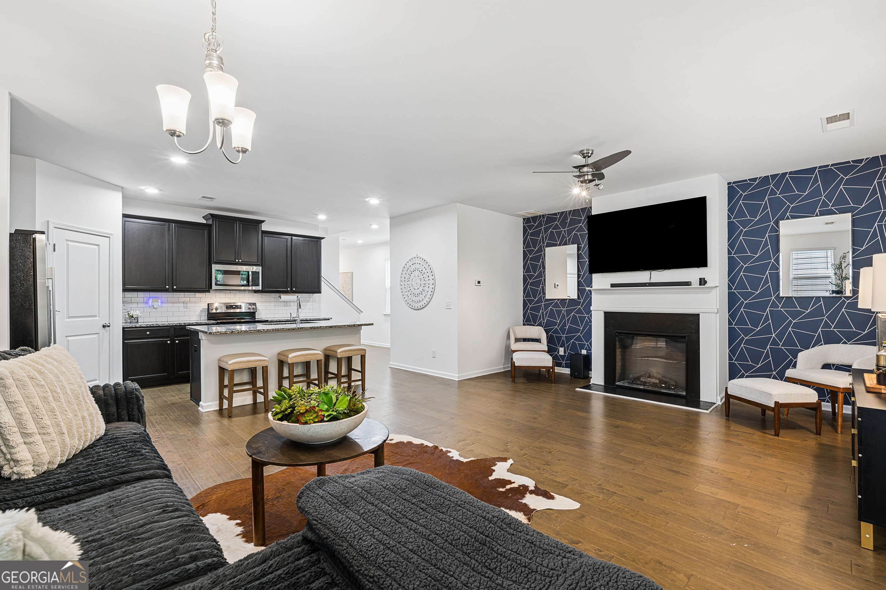 4446 Richmond Court