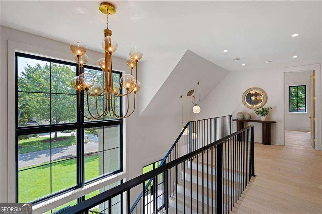 1671 Manhasset Drive