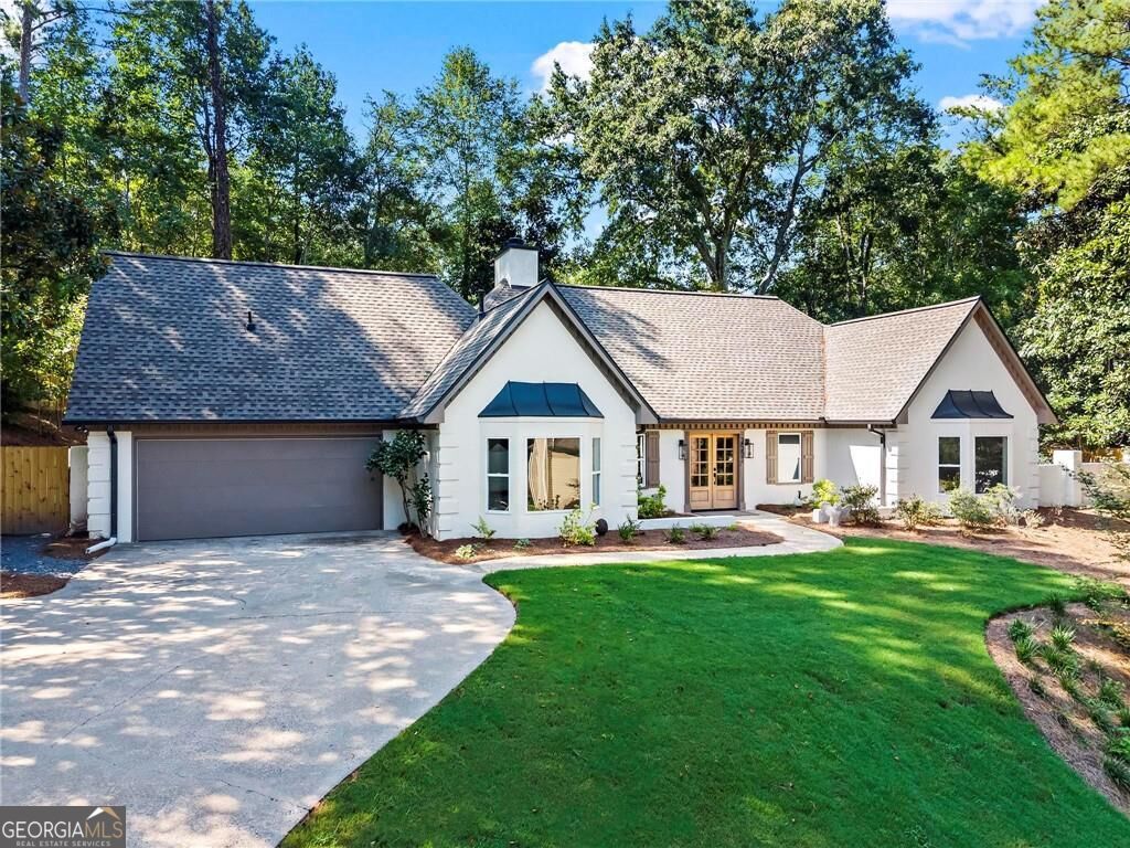 2552 Holly Creek Drive NE