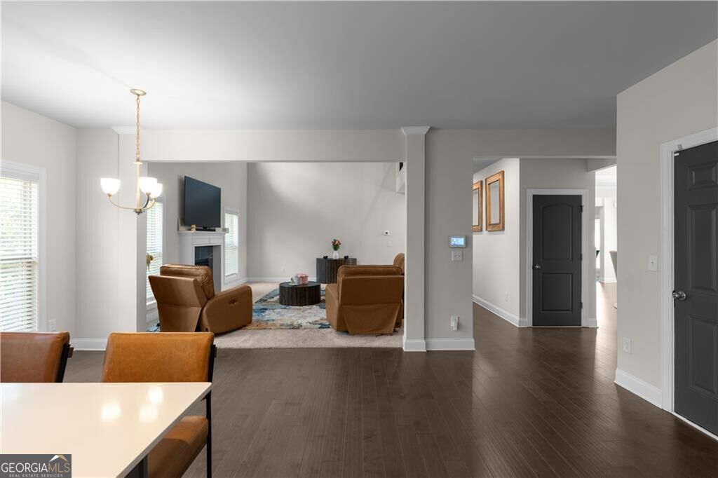 5810 Langdale