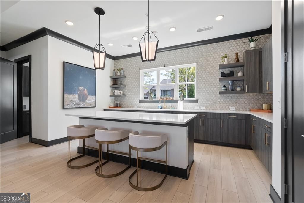 318 Carriage Glen Lane