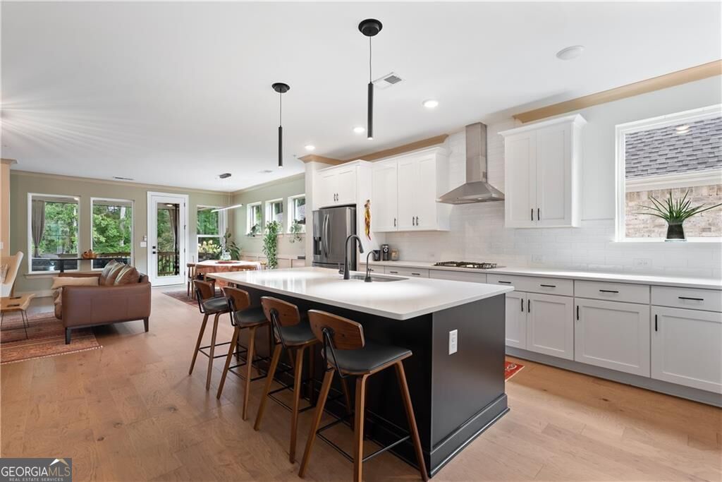 318 Carriage Glen Lane
