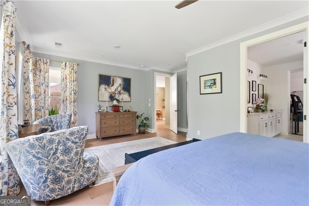 318 Carriage Glen Lane