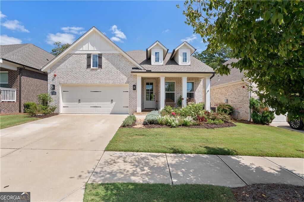 318 Carriage Glen Lane