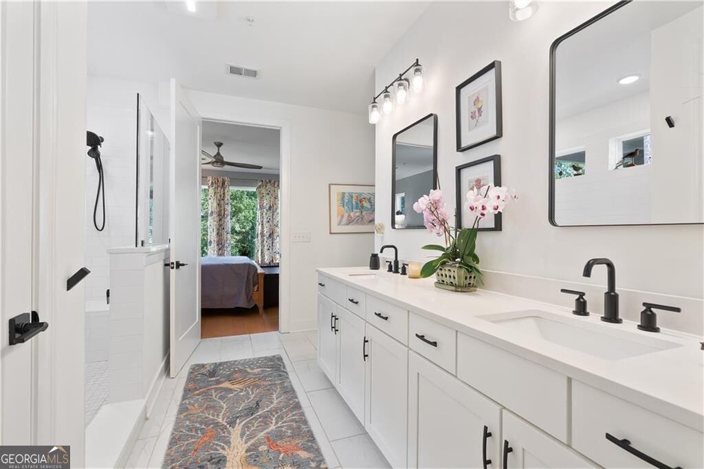 318 Carriage Glen Lane