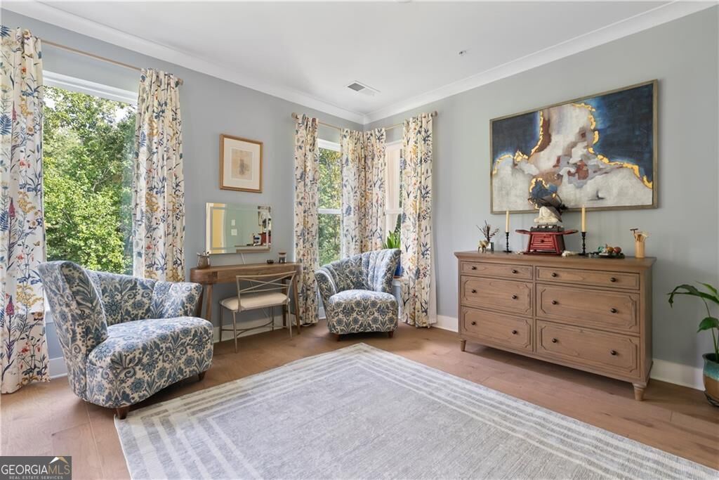 318 Carriage Glen Lane