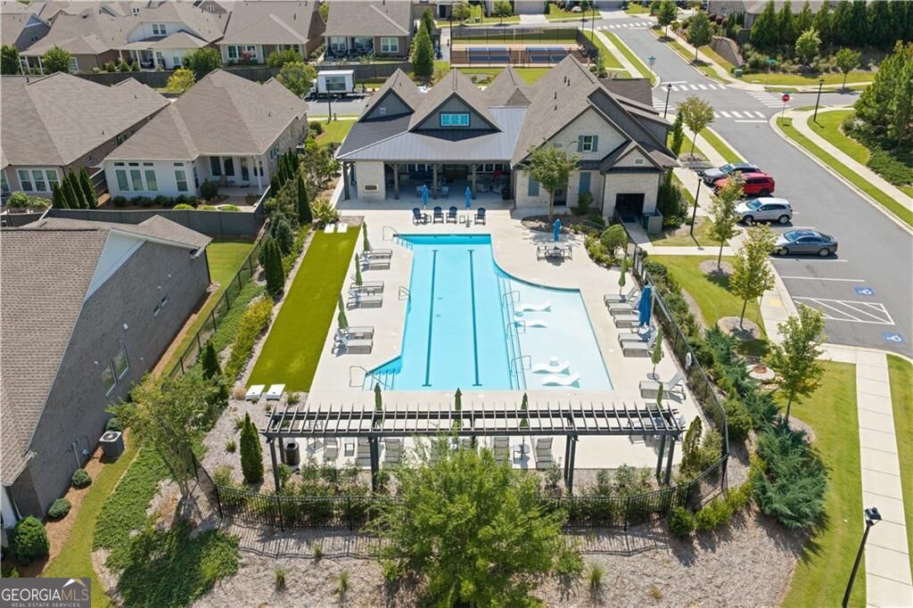 318 Carriage Glen Lane