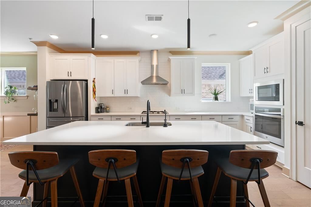 318 Carriage Glen Lane
