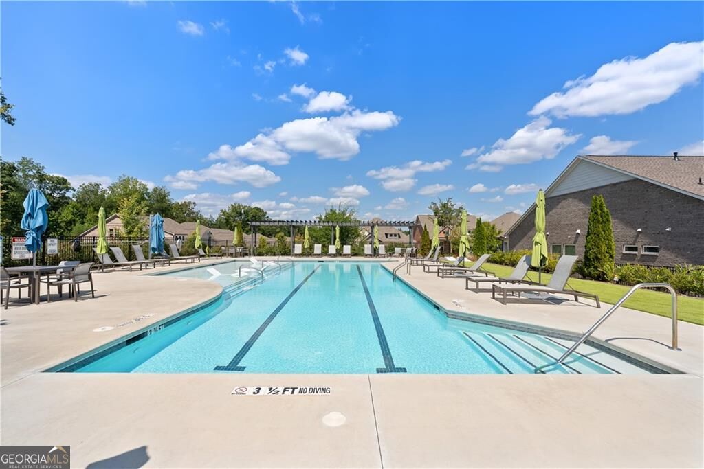 318 Carriage Glen Lane