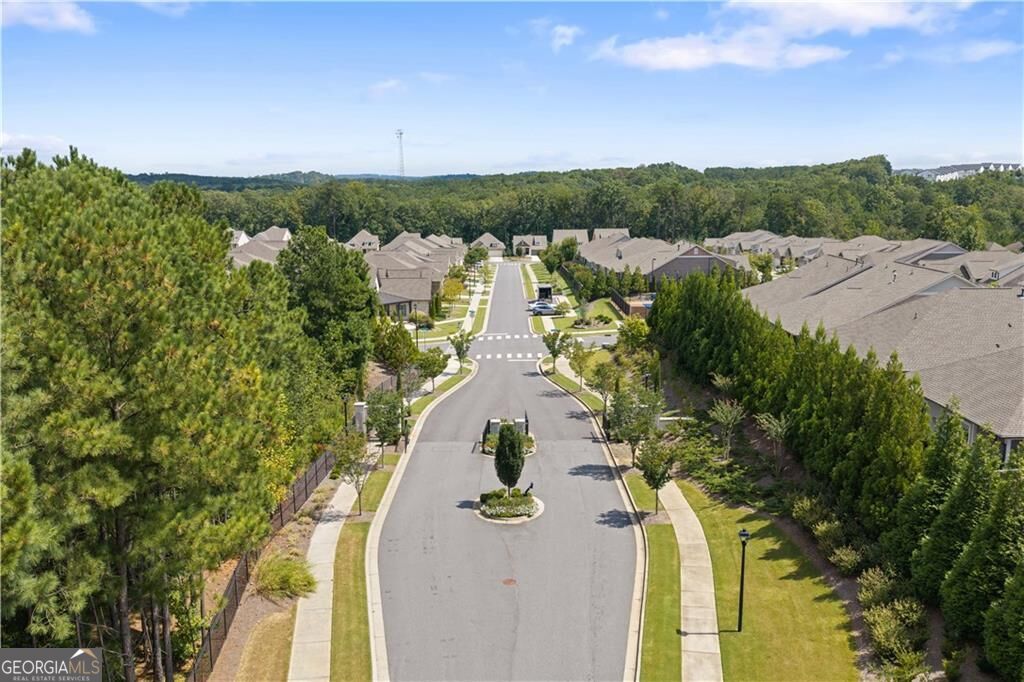 318 Carriage Glen Lane