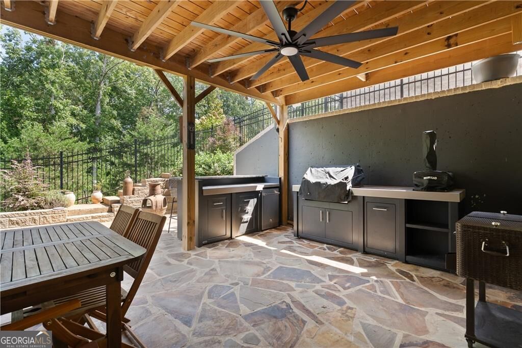 318 Carriage Glen Lane