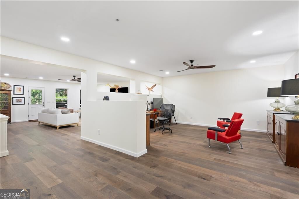 318 Carriage Glen Lane