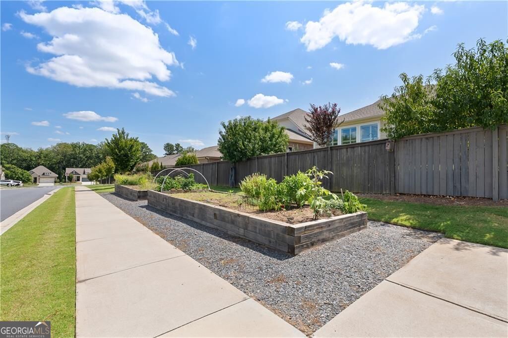 318 Carriage Glen Lane