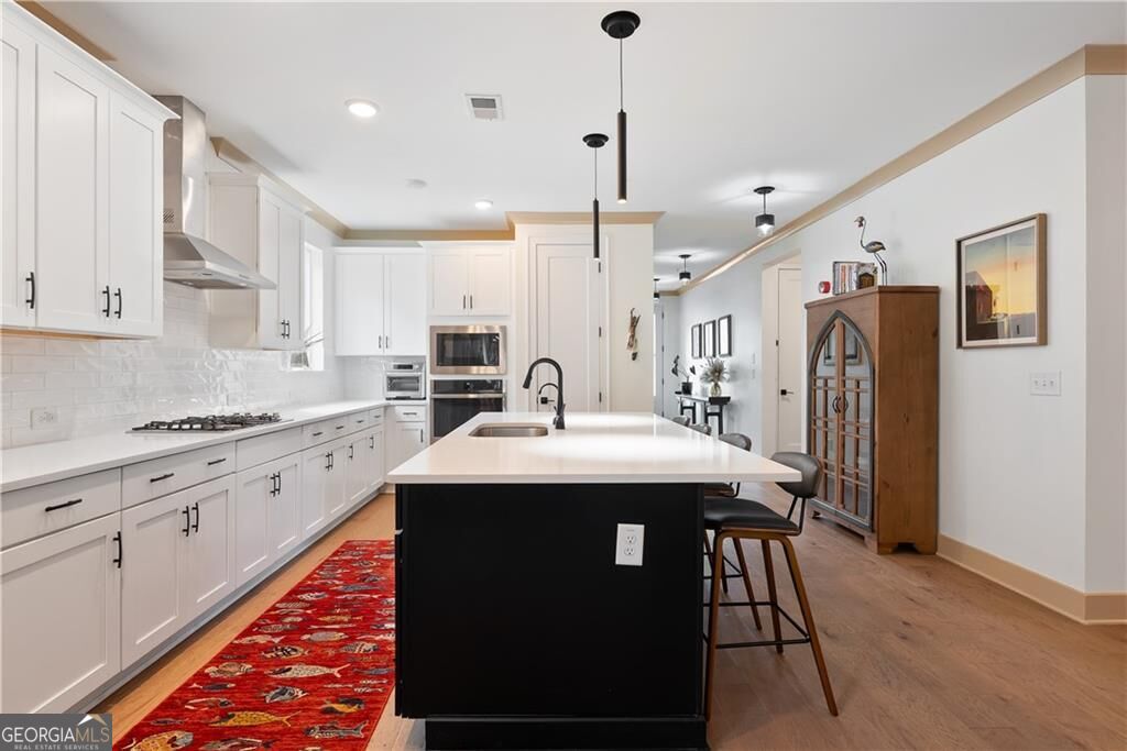 318 Carriage Glen Lane