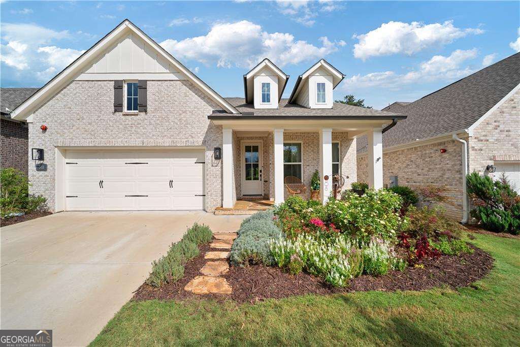318 Carriage Glen Lane