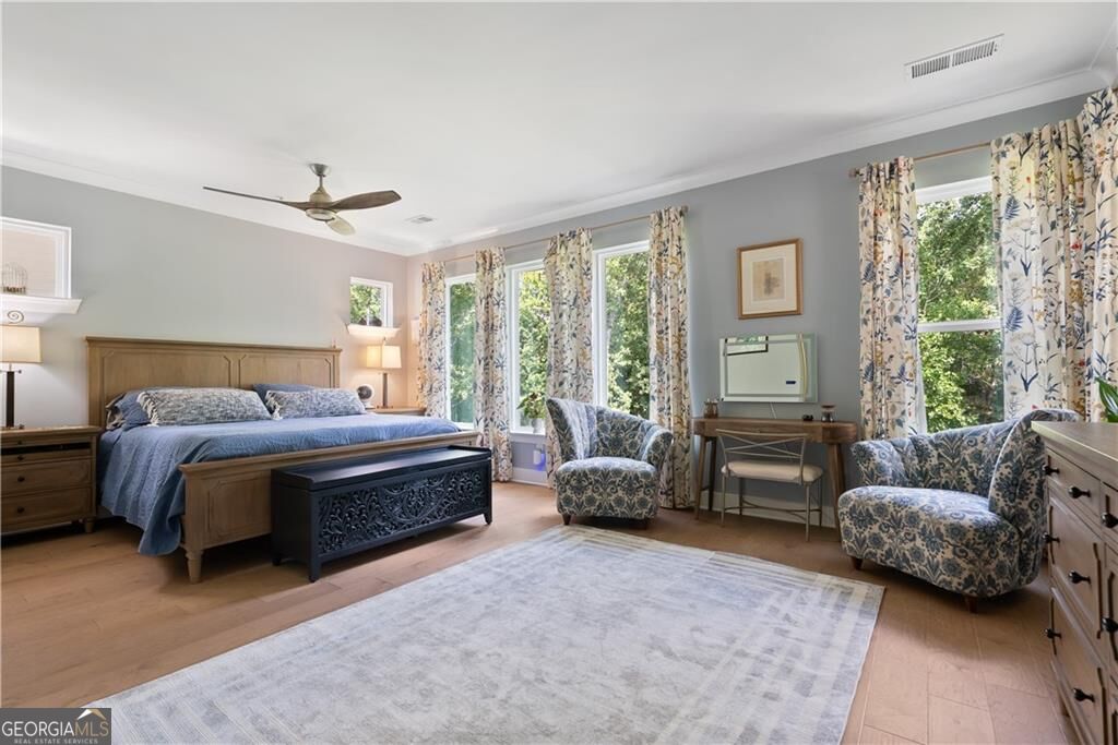 318 Carriage Glen Lane
