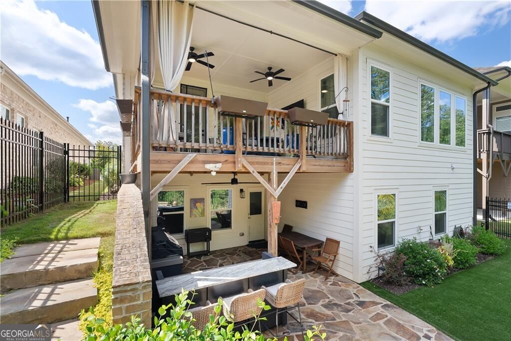 318 Carriage Glen Lane