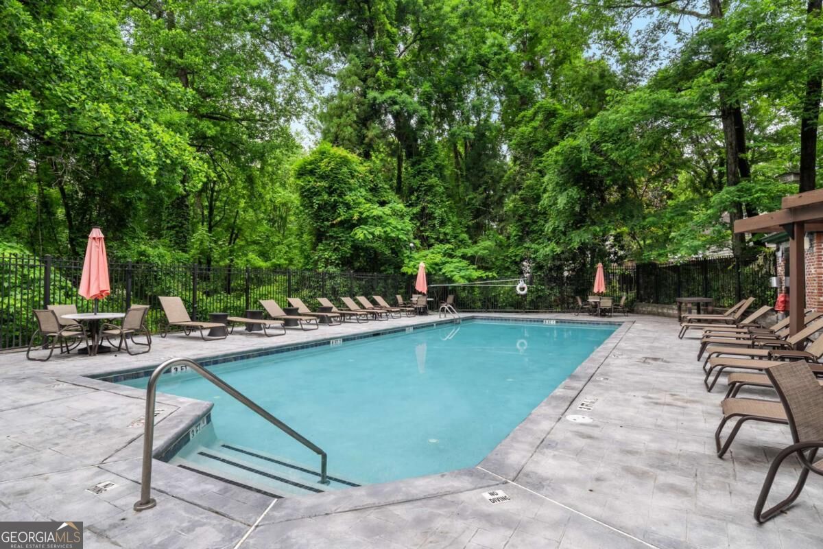 3235 Roswell Road NE # 405