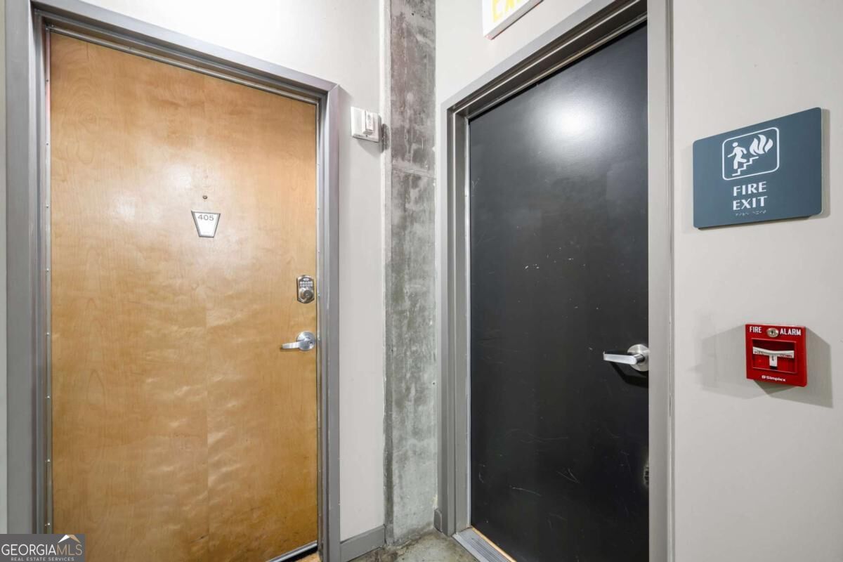 3235 Roswell Road NE # 405