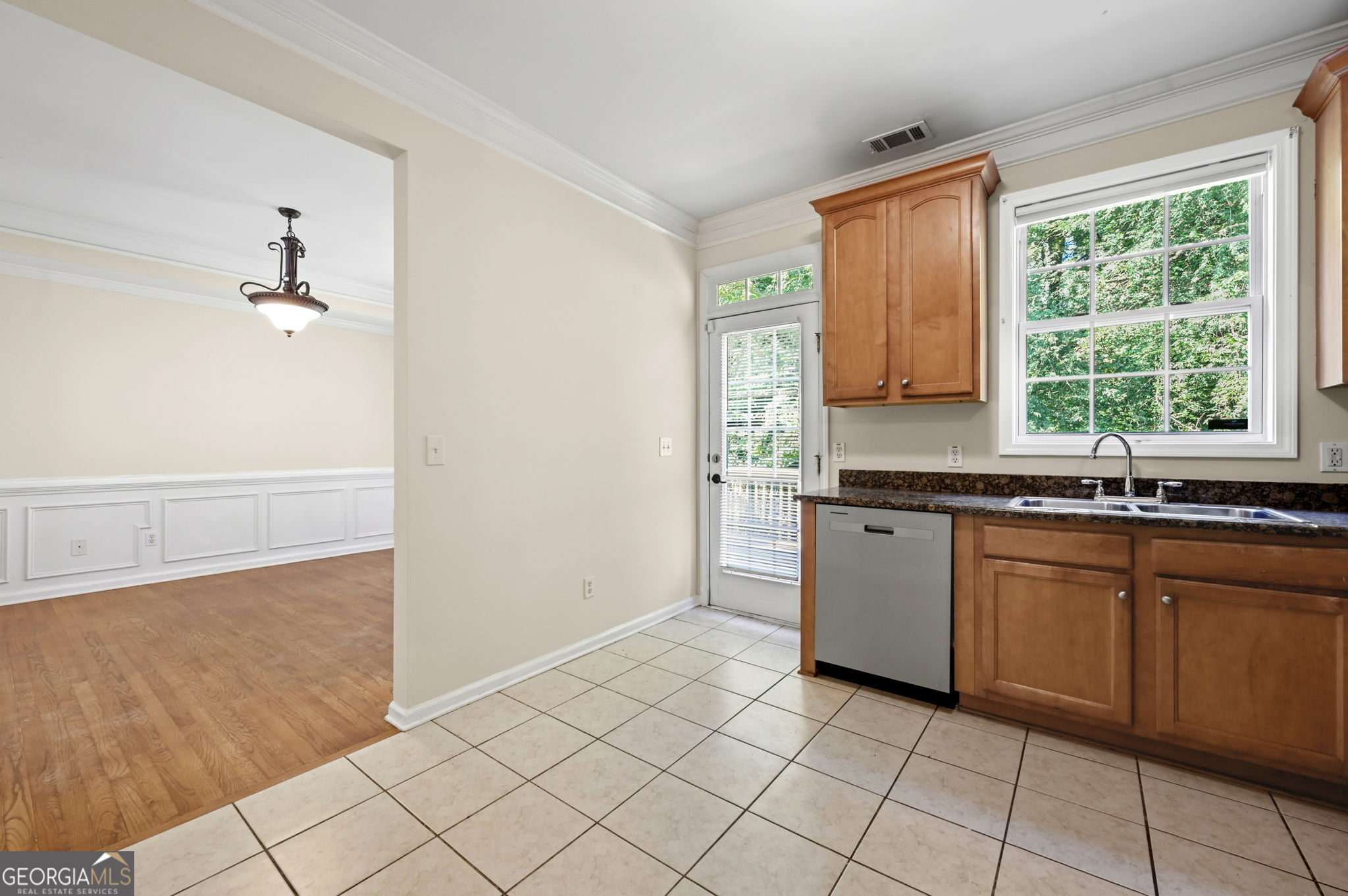8949 Carroll Manor Drive