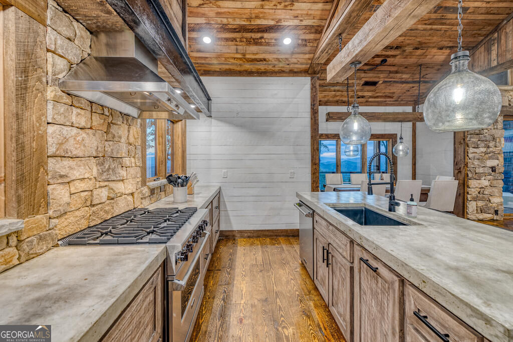 91 Kittatinny Drive