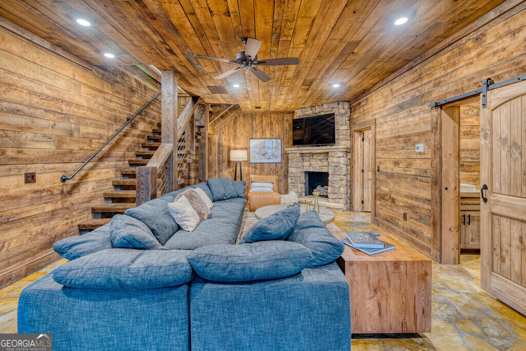 91 Kittatinny Drive