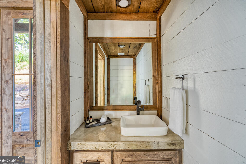 91 Kittatinny Drive