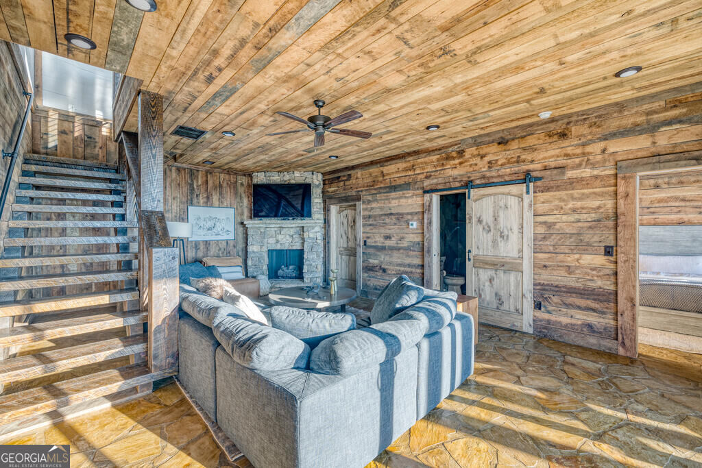 91 Kittatinny Drive