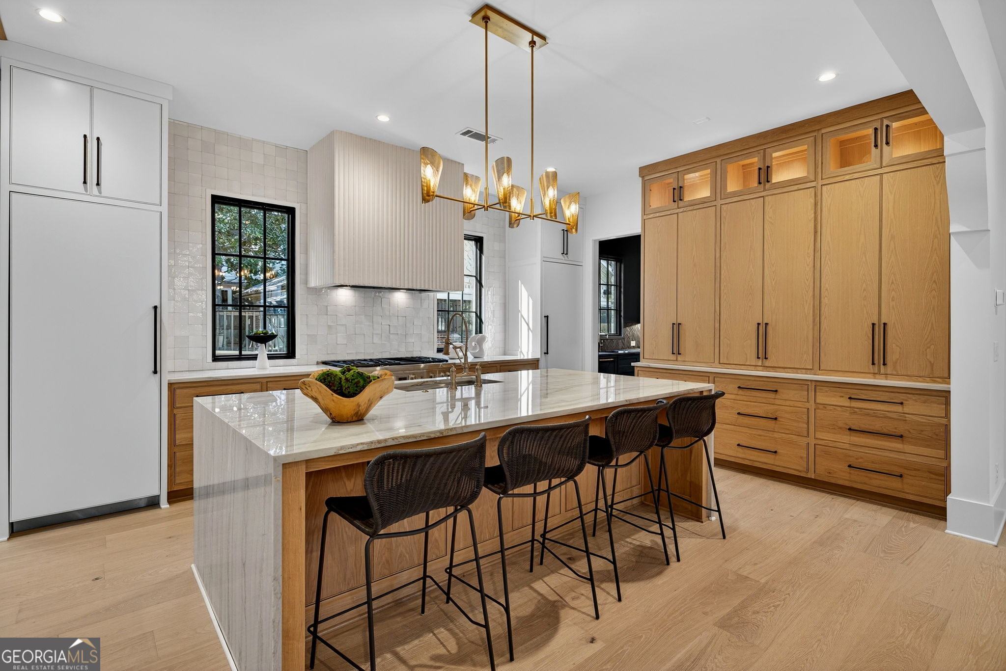 991 Courtenay Drive NE