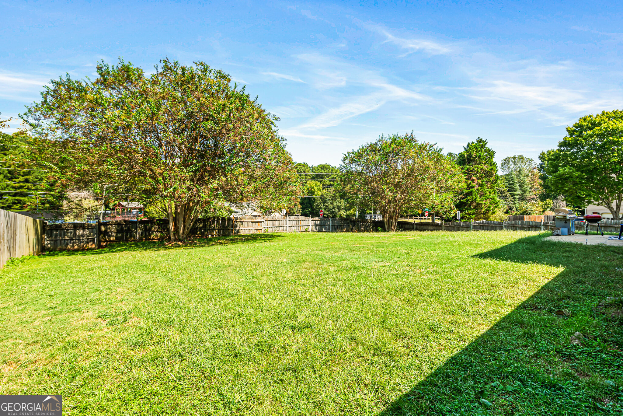 2586 Abbotts Glen Drive NW