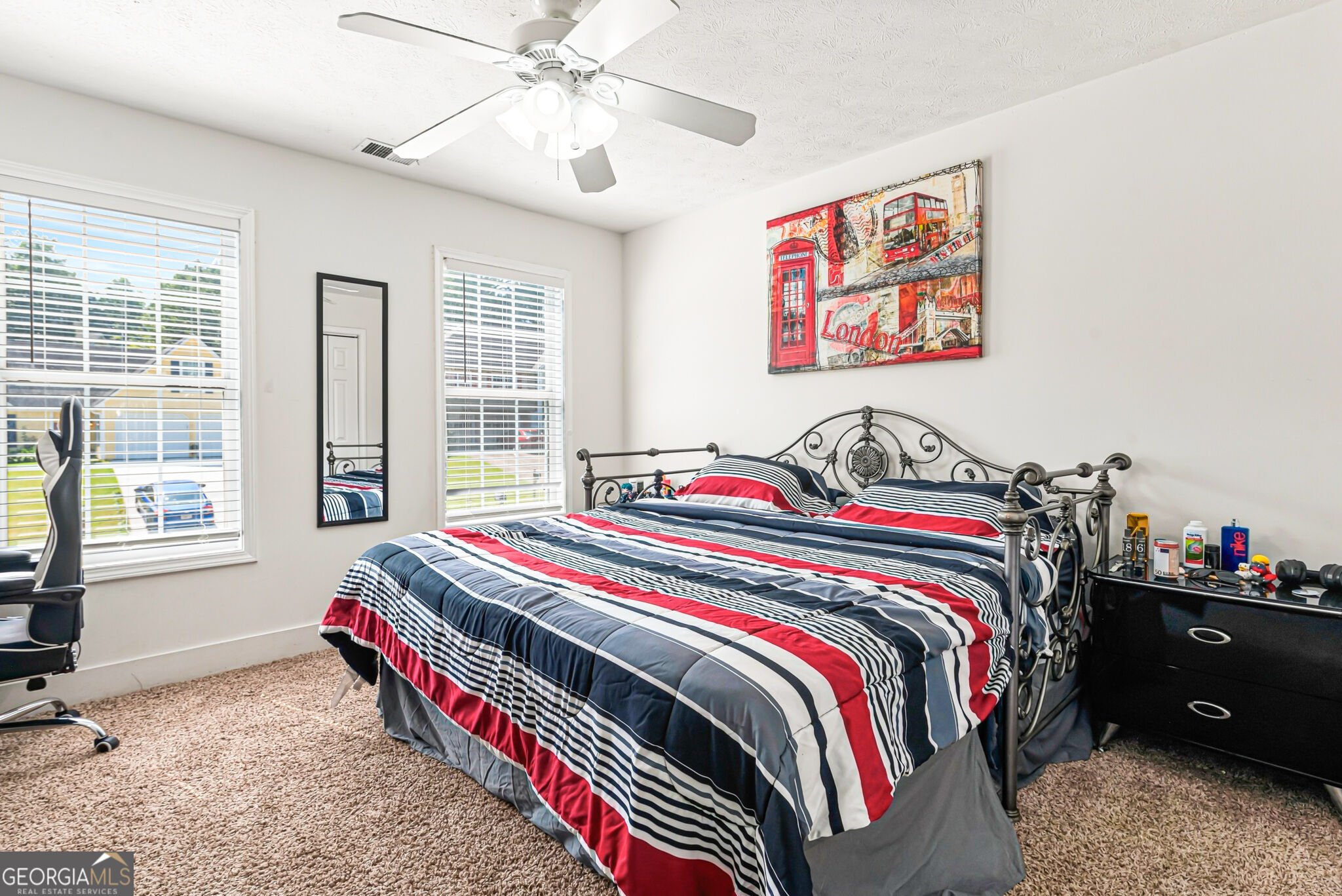 2586 Abbotts Glen Drive NW