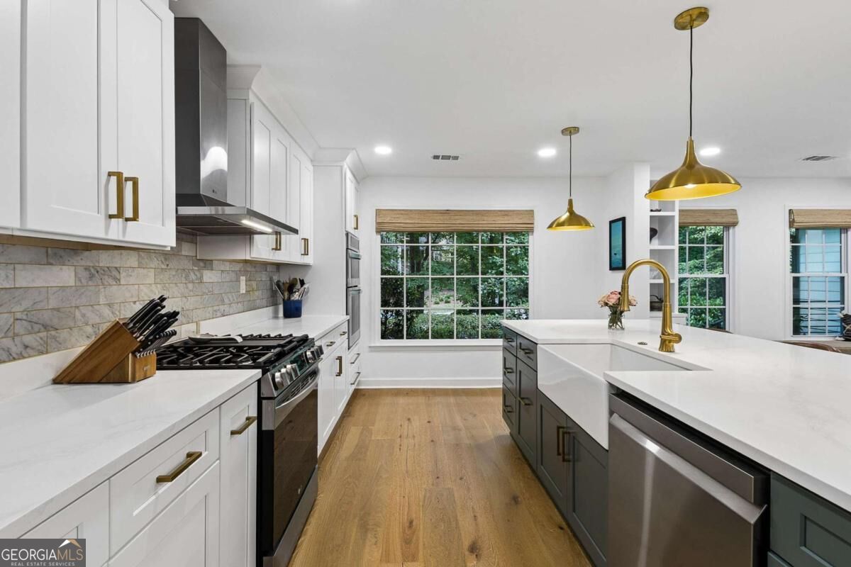 2658 Chimney Springs Drive