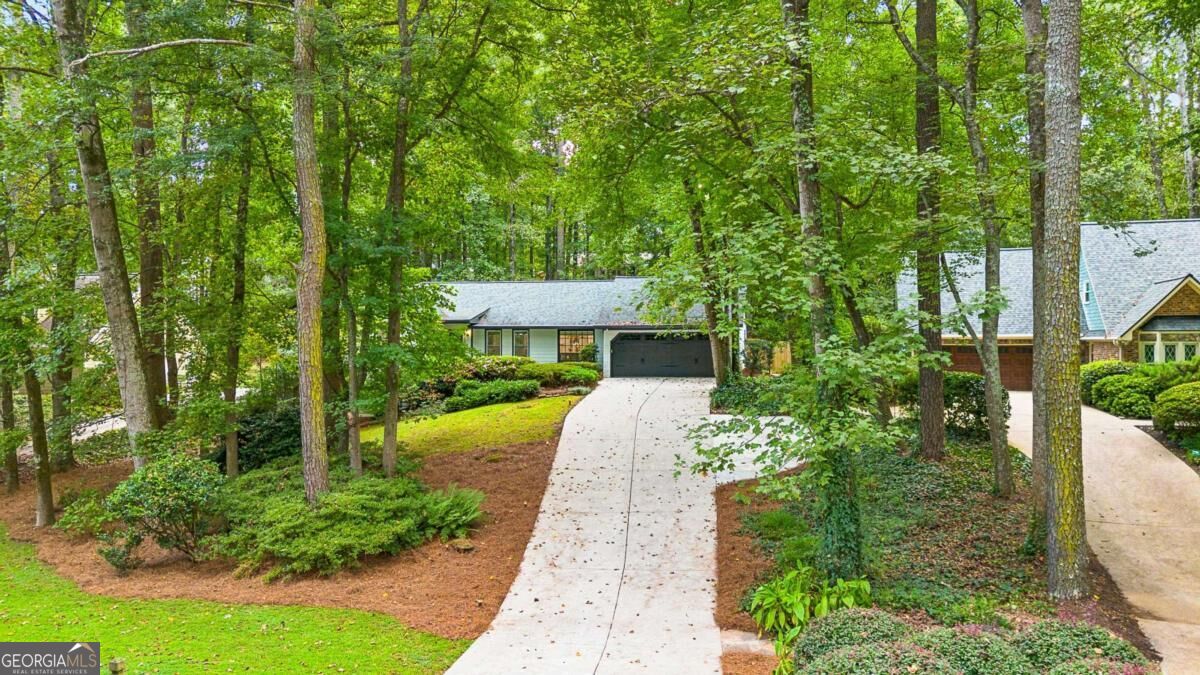 2658 Chimney Springs Drive