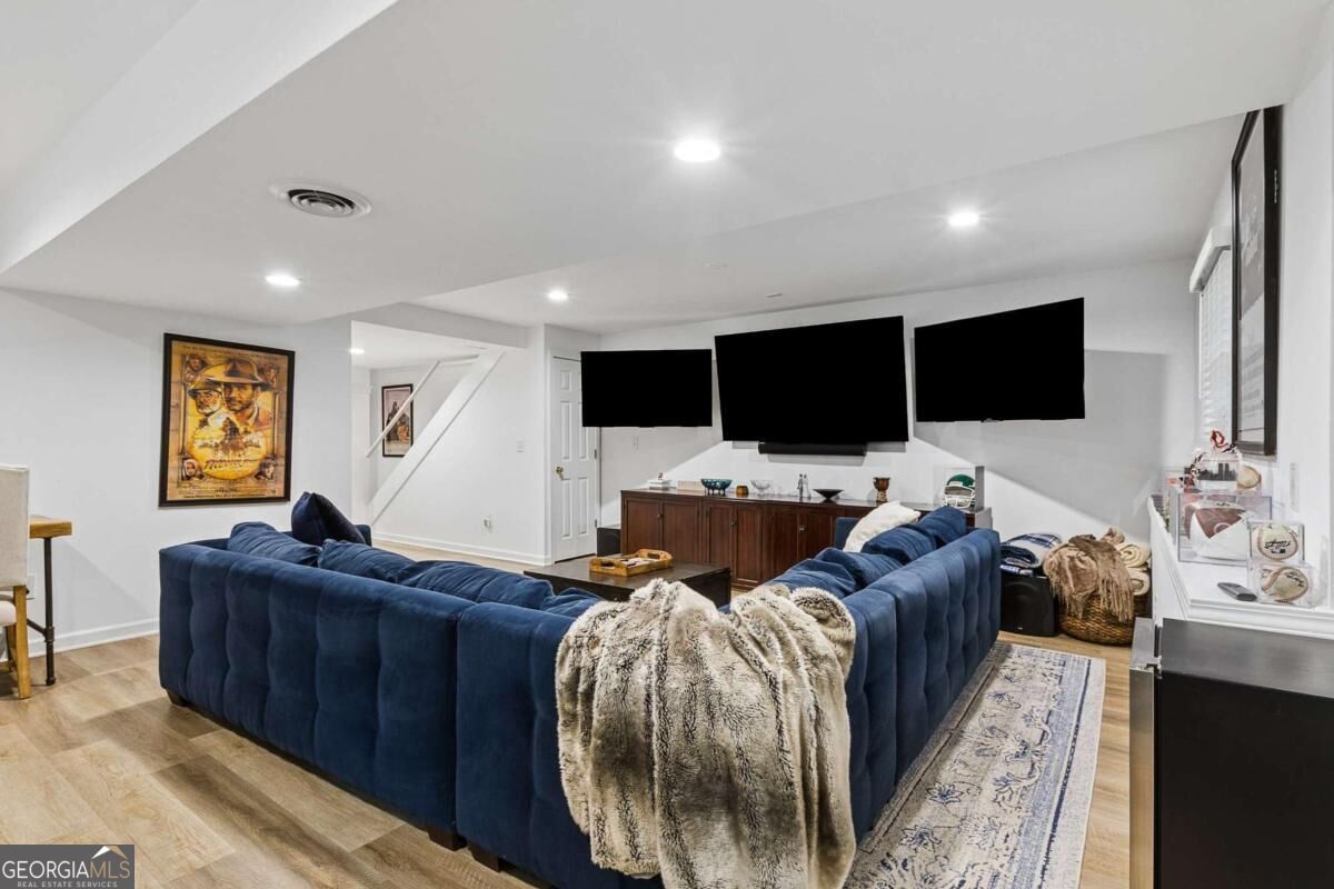 2658 Chimney Springs Drive