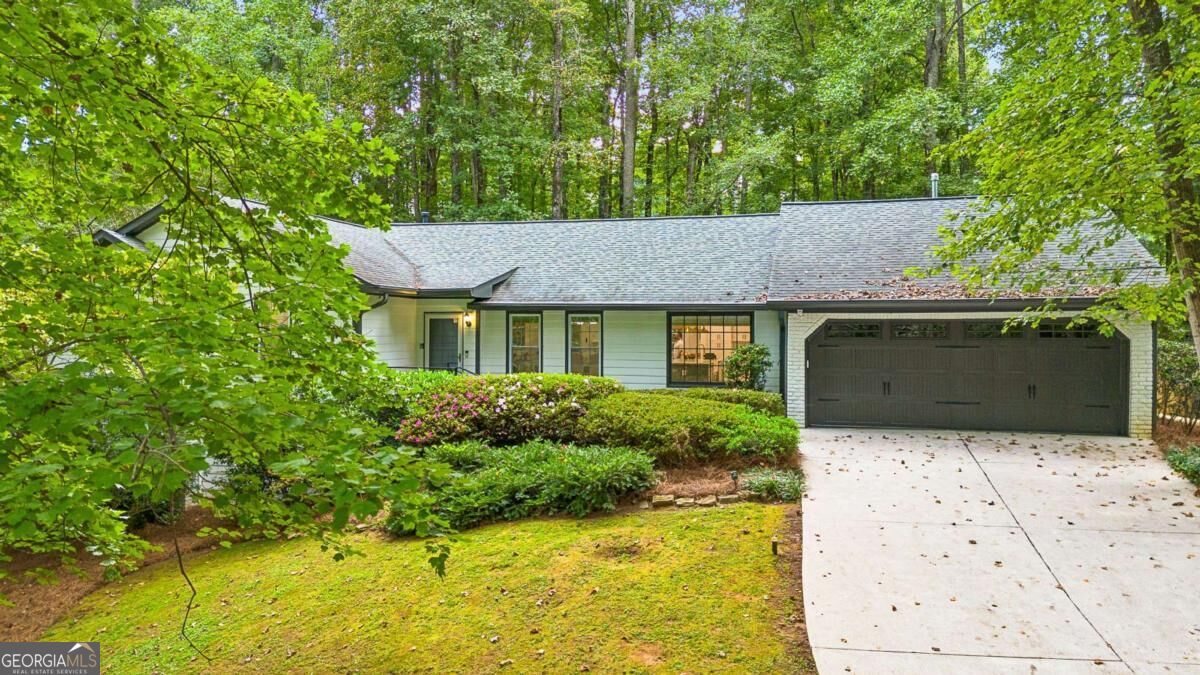 2658 Chimney Springs Drive