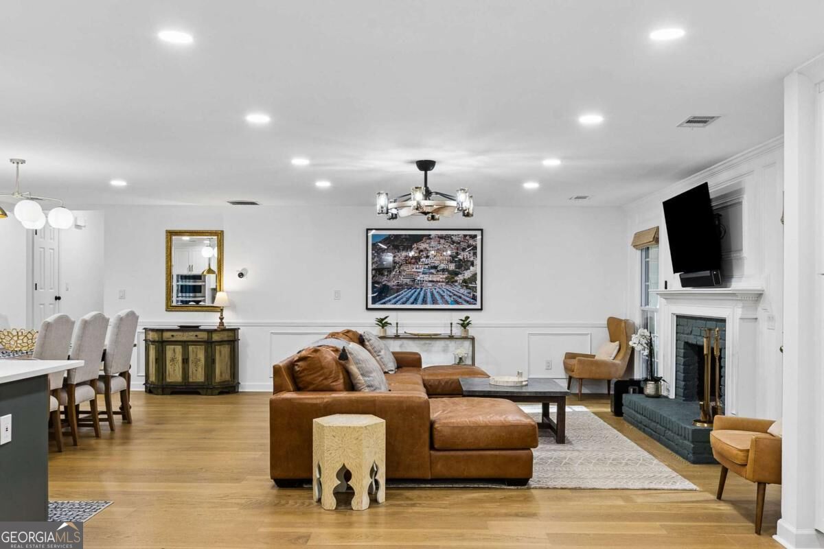 2658 Chimney Springs Drive