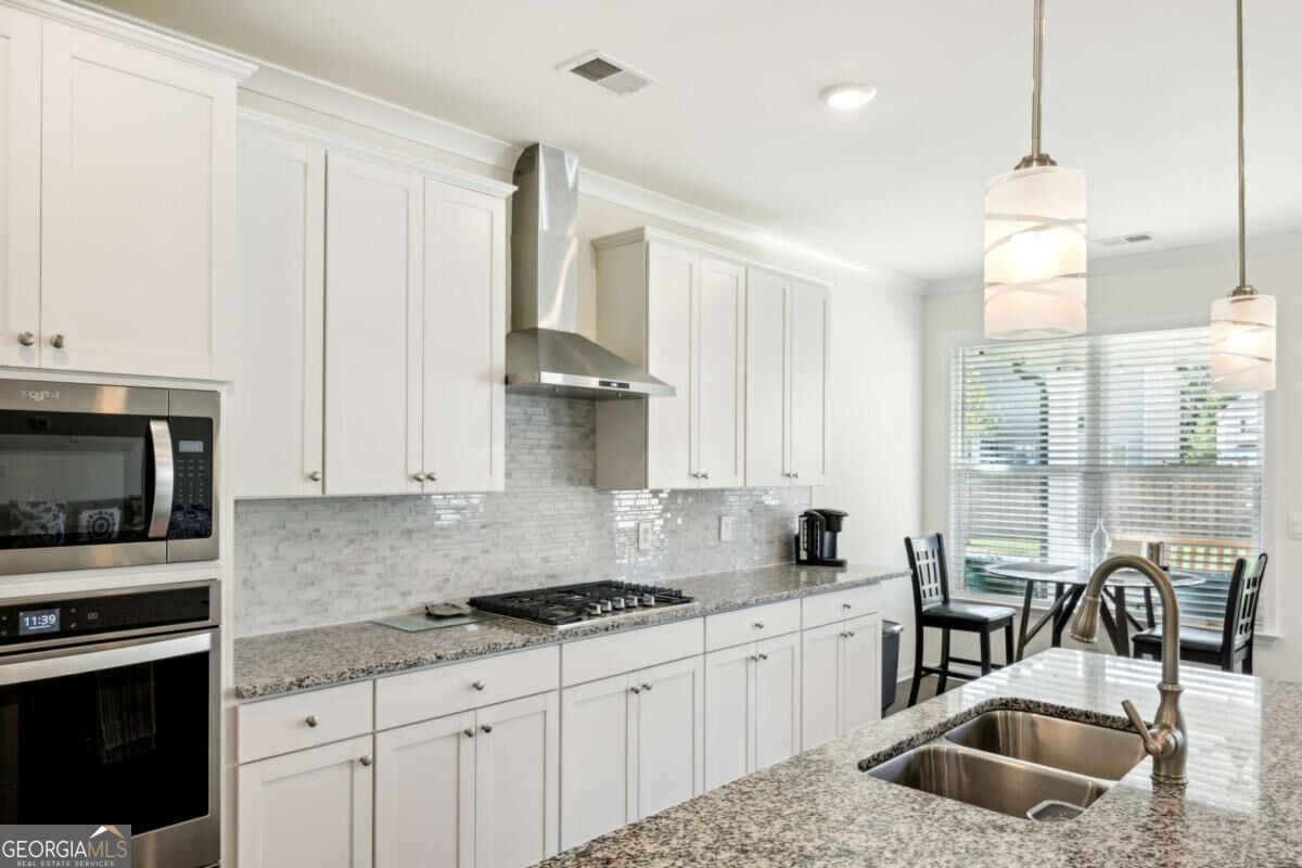 13136 Vista Lane