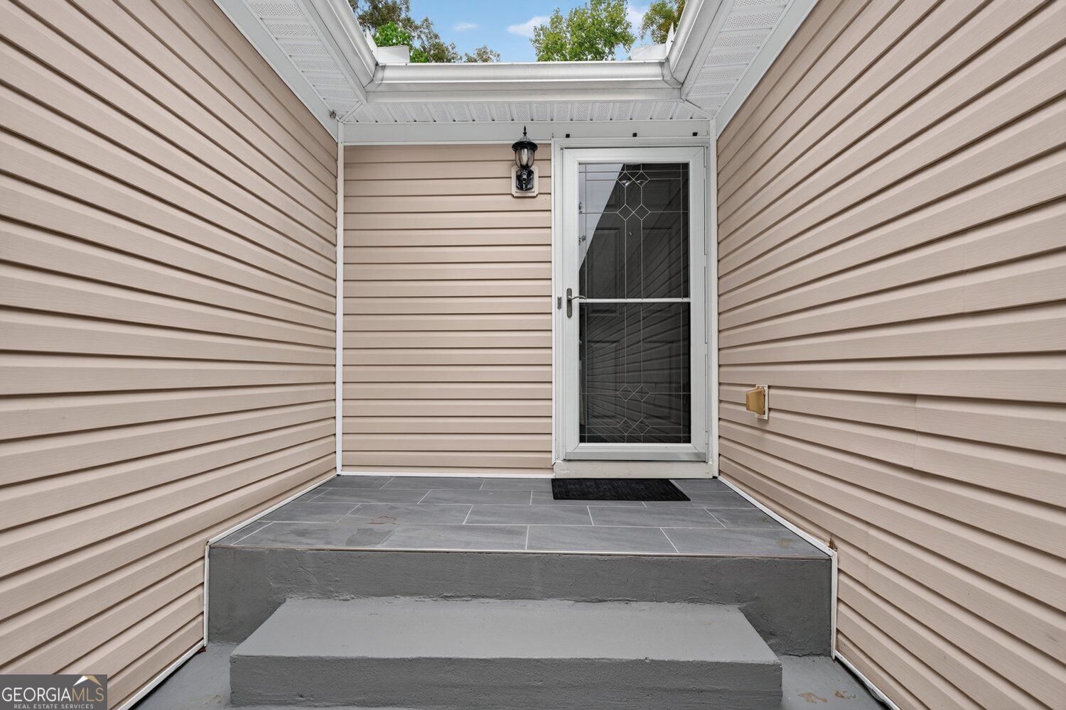 17 Mitchell Drive