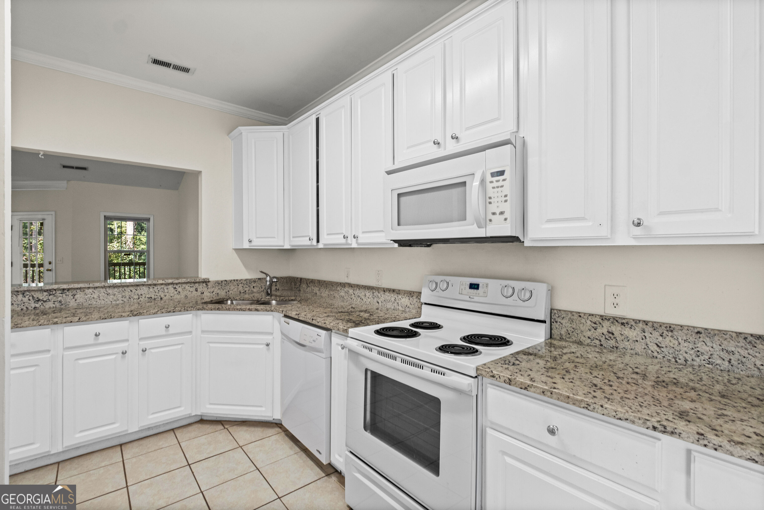 8806 Fairview Bluff Rd.