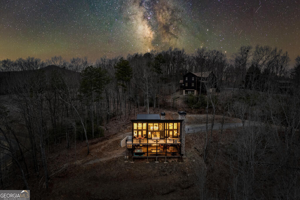 49 Chestnut Overlook # 11