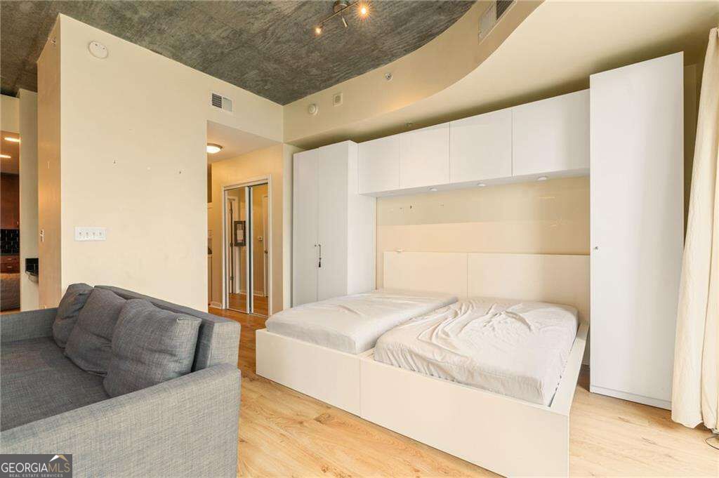 860 Peachtree Street NE # 803