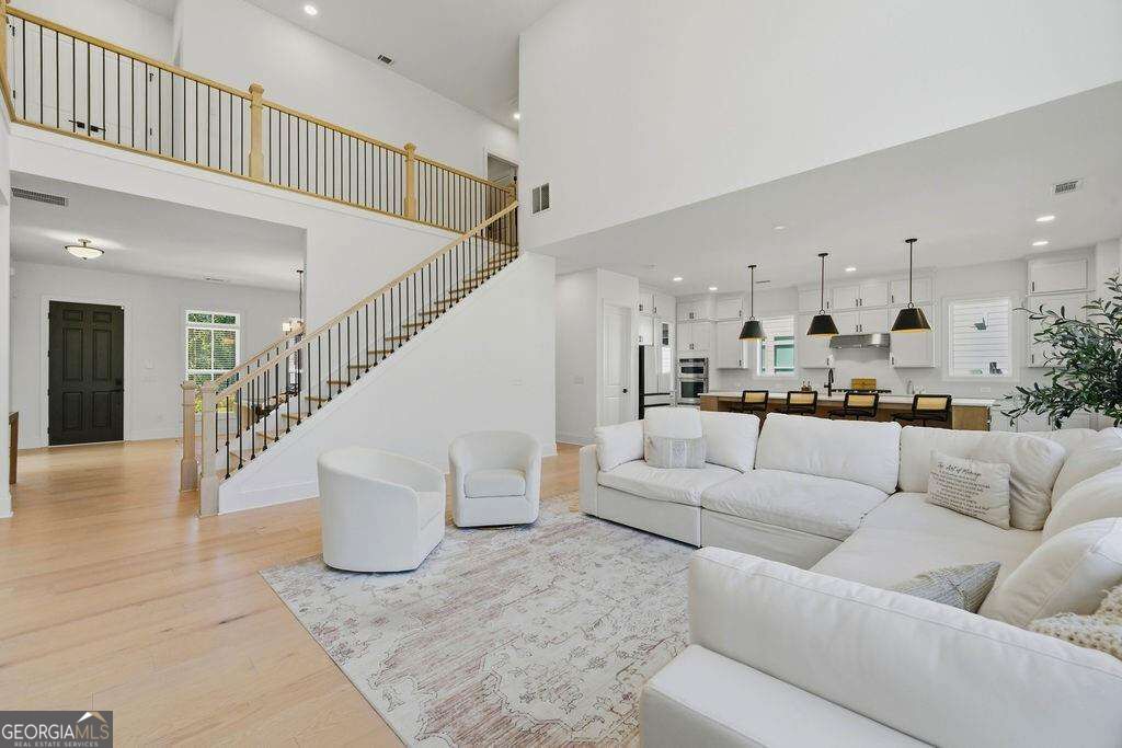 878 Keystone Drive